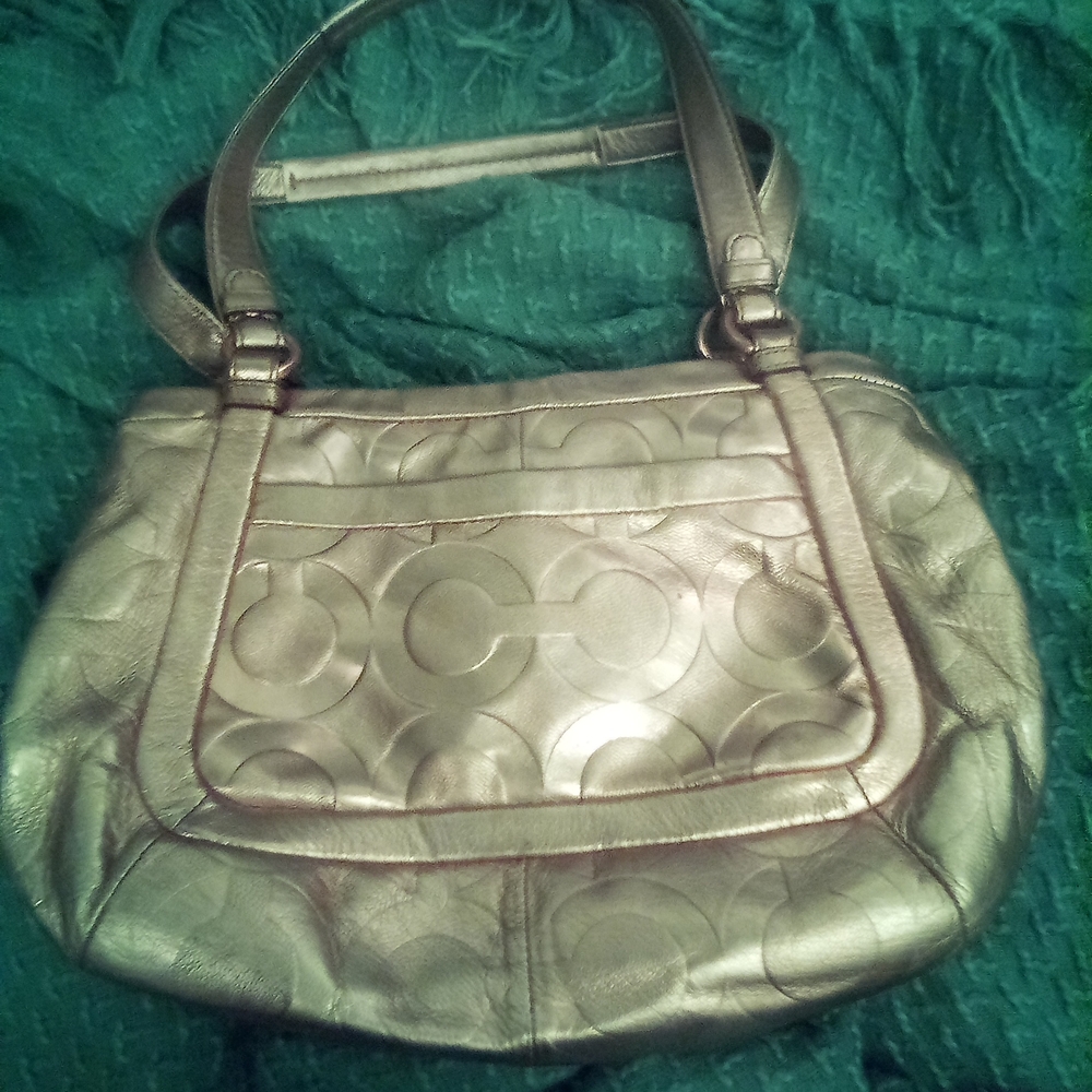 Coach Silver Shoulder Bag - Picture 3 of 4